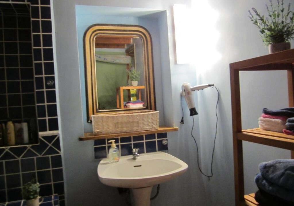 Photo of Bathroom in Durban-Corbieres