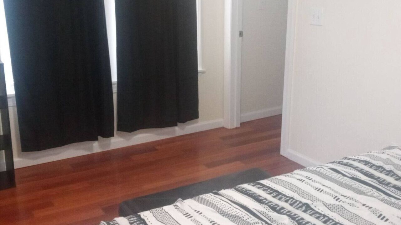 Photo of Bedroom in Niskayuna