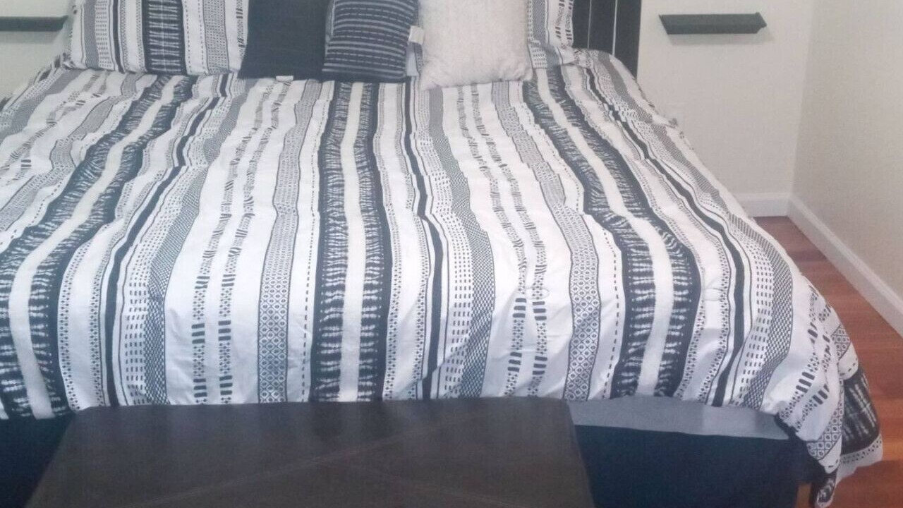 Photo of Bedroom in Niskayuna