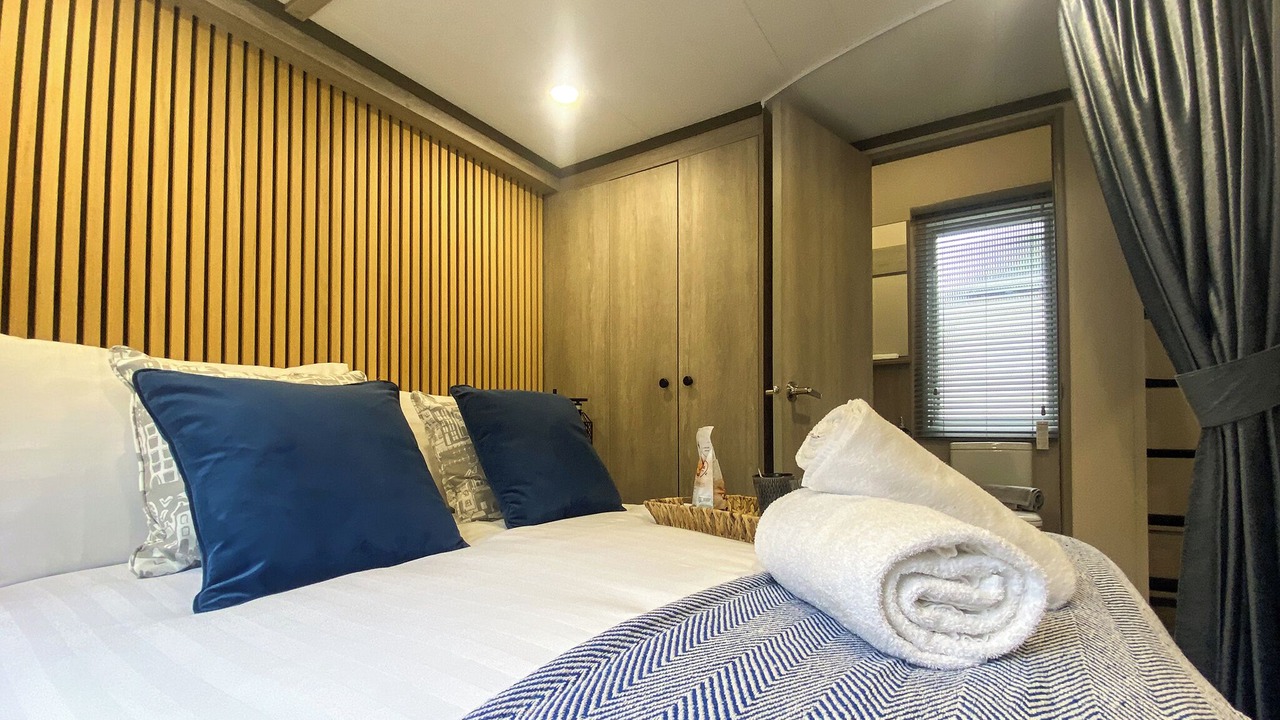 Photo of Others in Bethesda