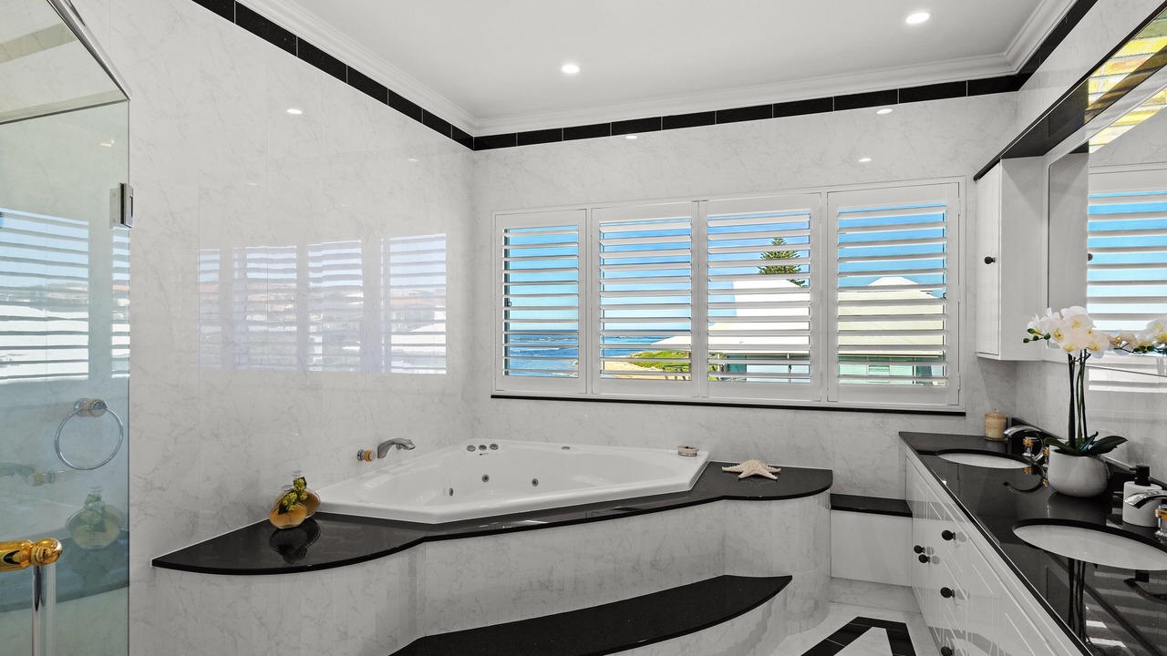 Photo of Bathroom in Blue Bay