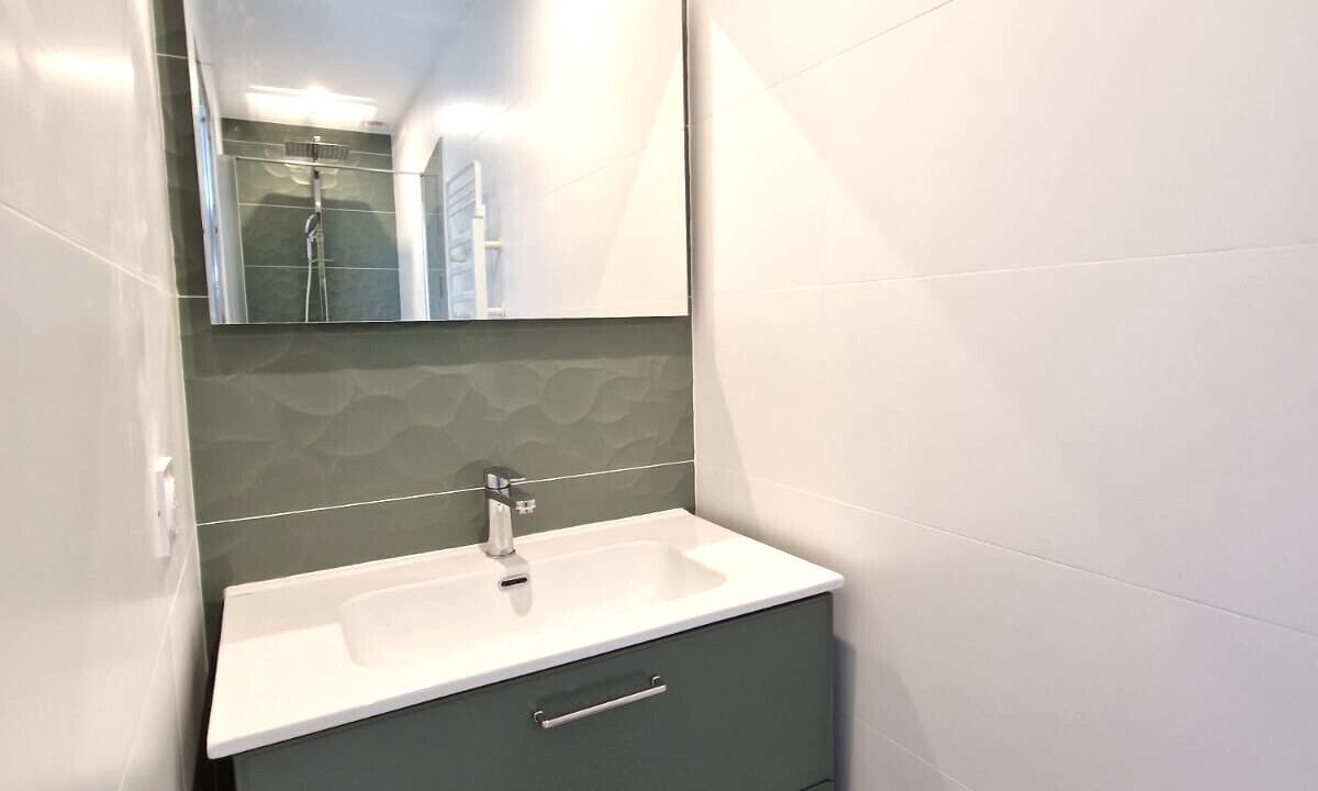Photo of Bathroom in Olonne-sur-Mer