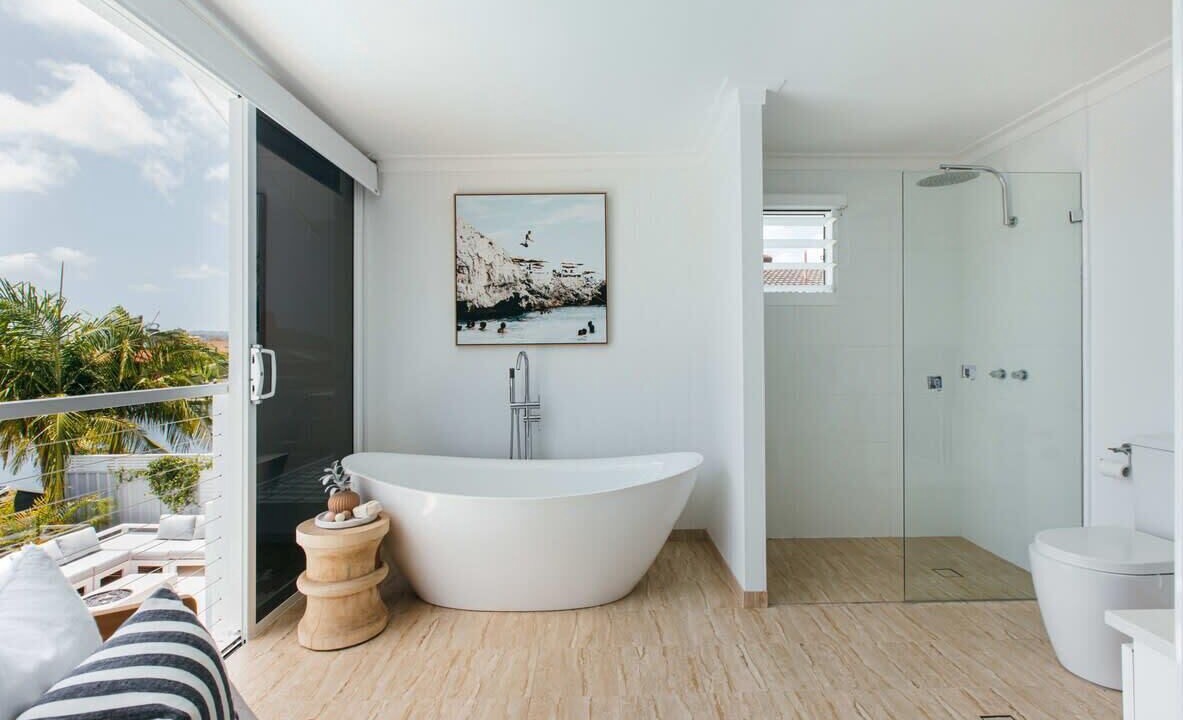 Photo of Bathroom in St Huberts Island