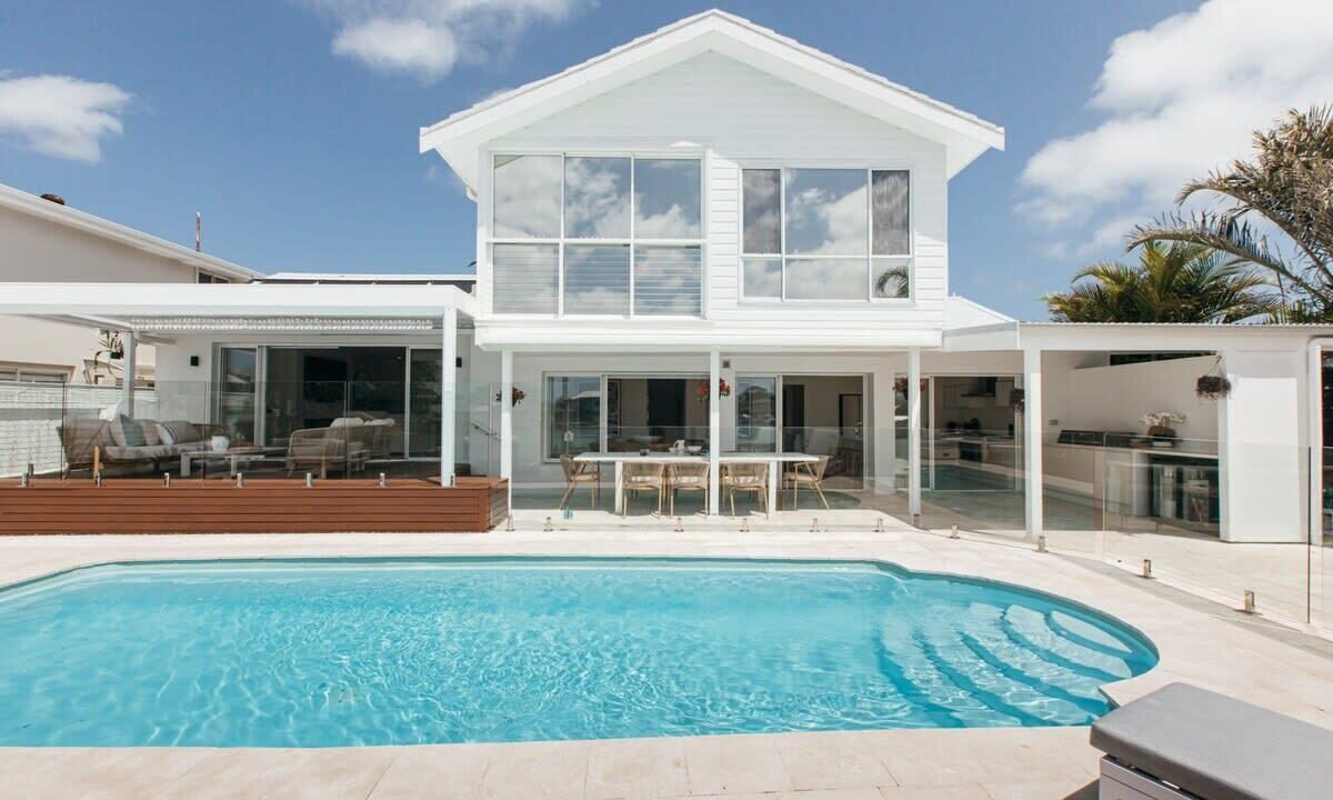 Photo of Outdoor in St Huberts Island