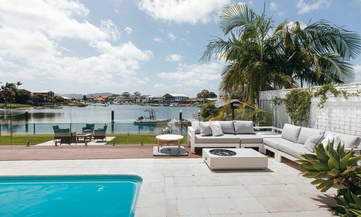 Photo of Outdoor in St Huberts Island