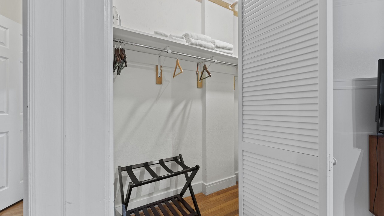 Photo of Others in Sunnyside