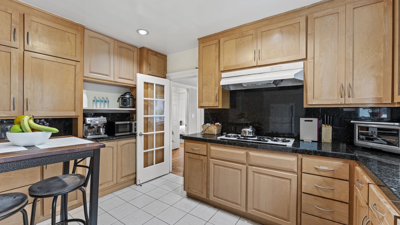 Photo of Others in Sunnyside