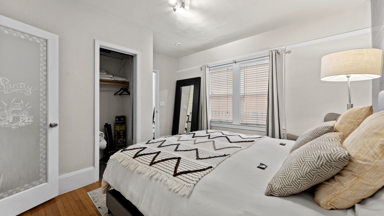 Photo of Bedroom in Sunnyside