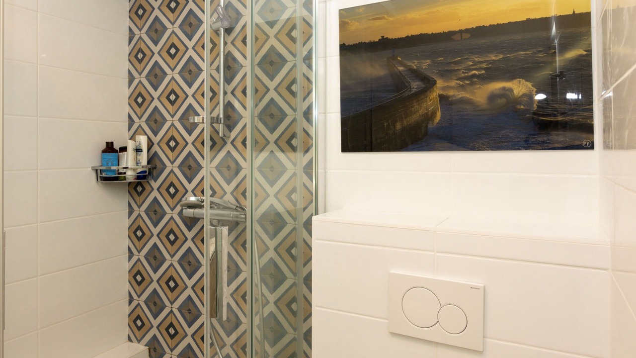 Photo of Bathroom in Saint-Servan