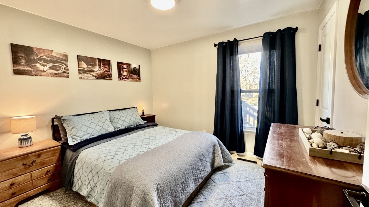 Photo of Bedroom in Ramseur