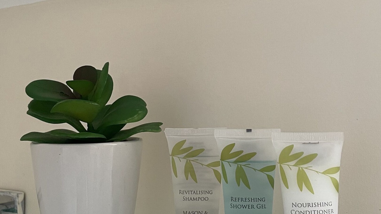 Photo of Bathroom in Long Hanborough