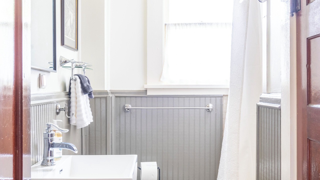 Photo of Bathroom in La Grange