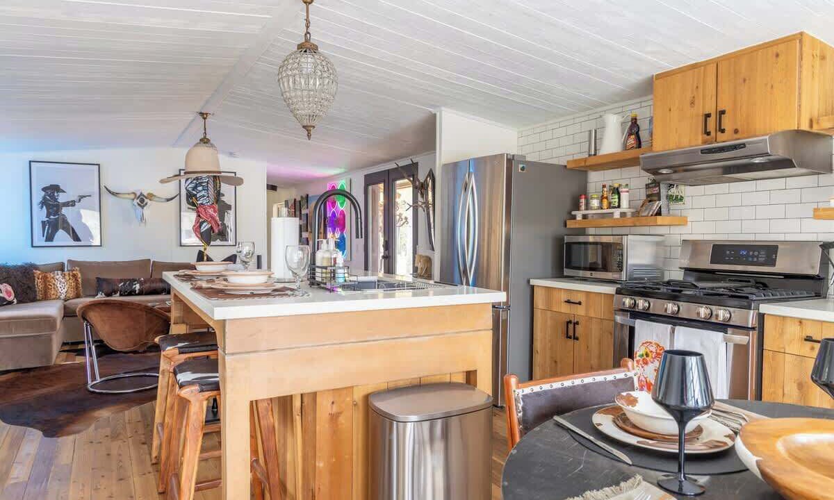 Photo of Kitchen in Ledbetter