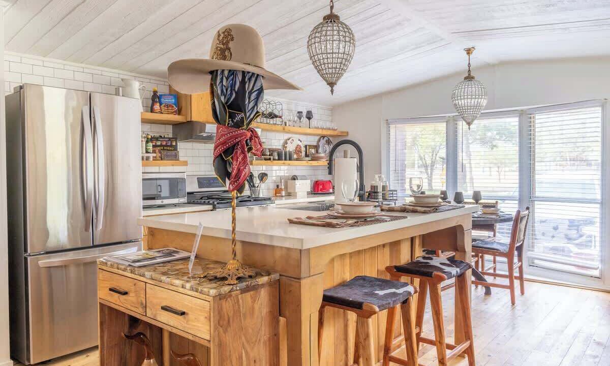 Photo of Kitchen in Ledbetter