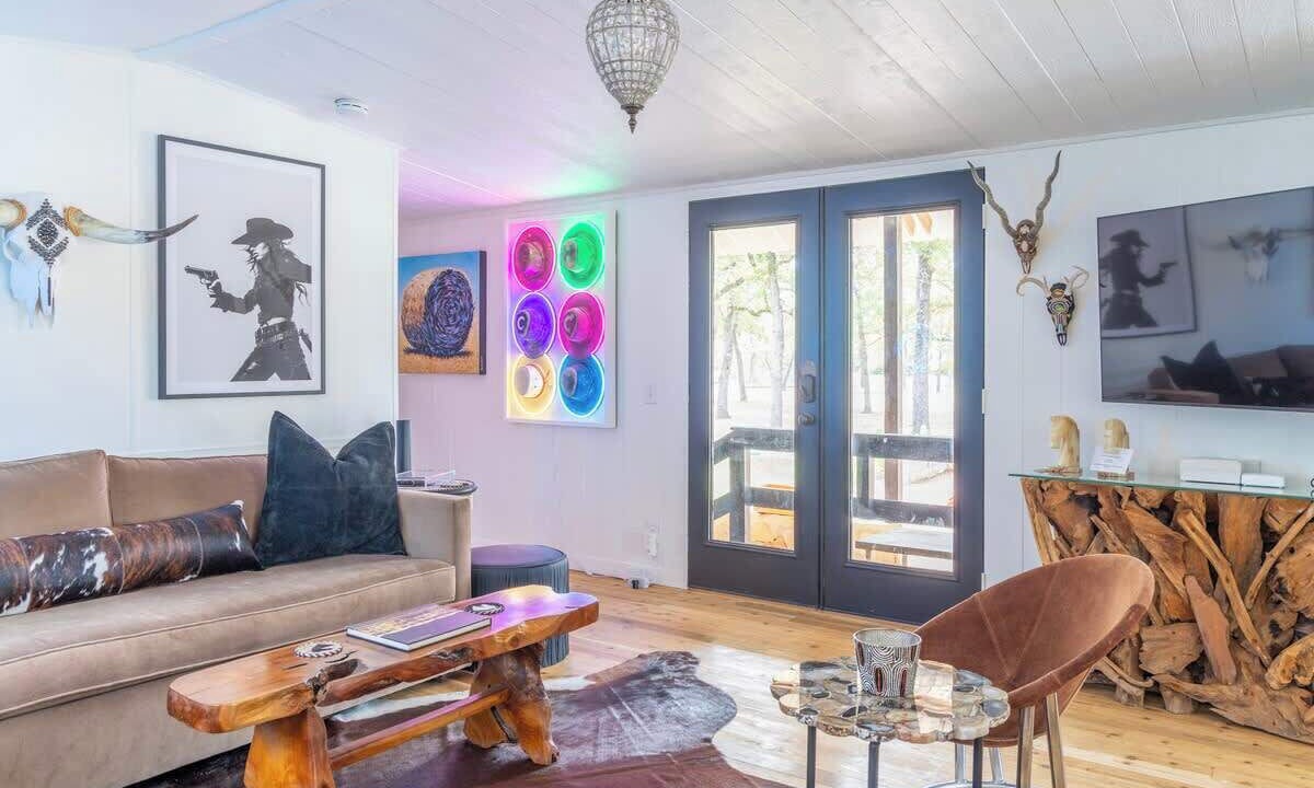 Photo of Livingroom in Ledbetter