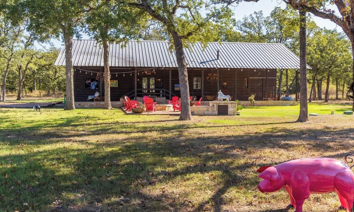 Photo of Outdoor in Ledbetter