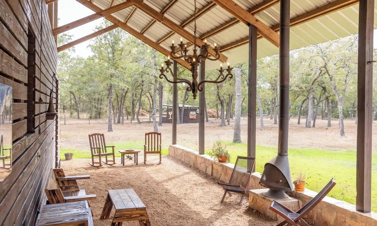 Photo of Patio Balcony in Ledbetter
