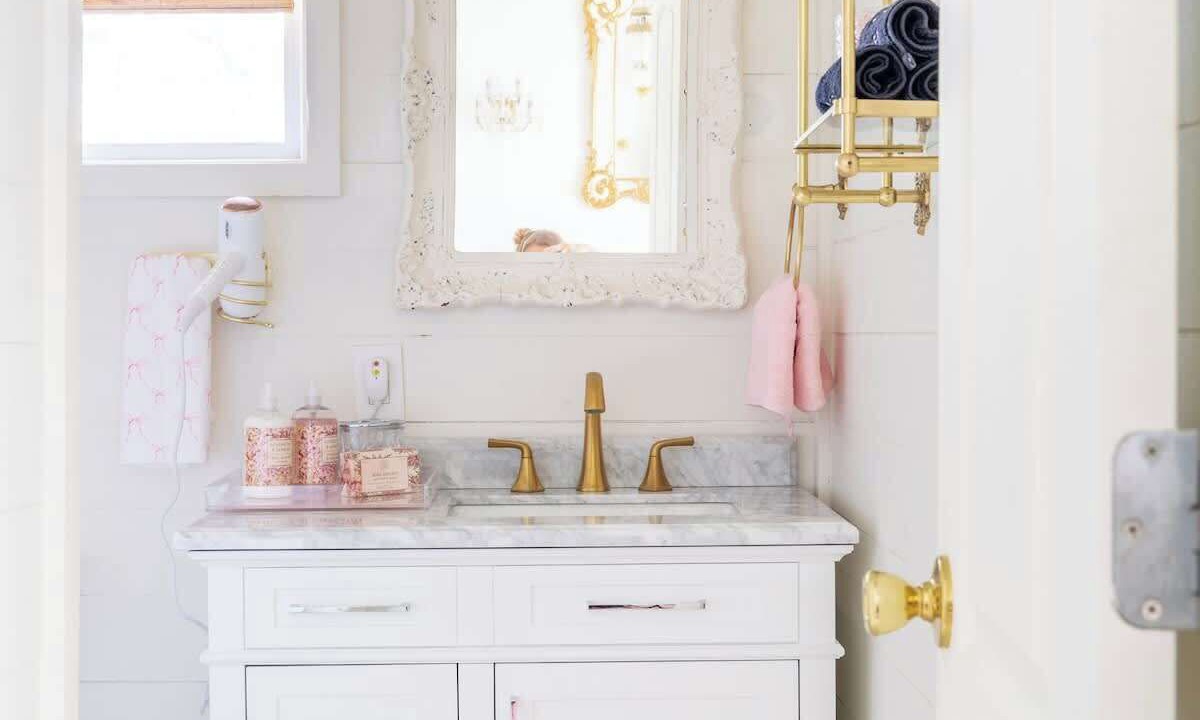 Photo of Bathroom in Ledbetter