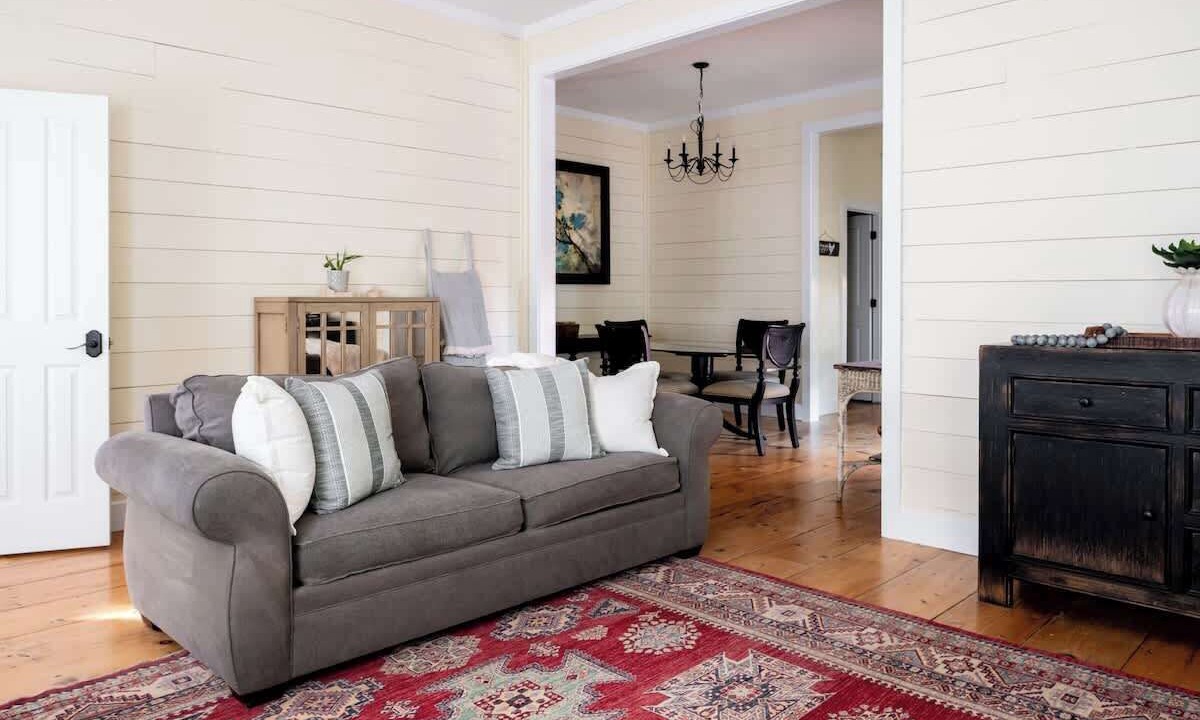 Photo of Livingroom in Round Top