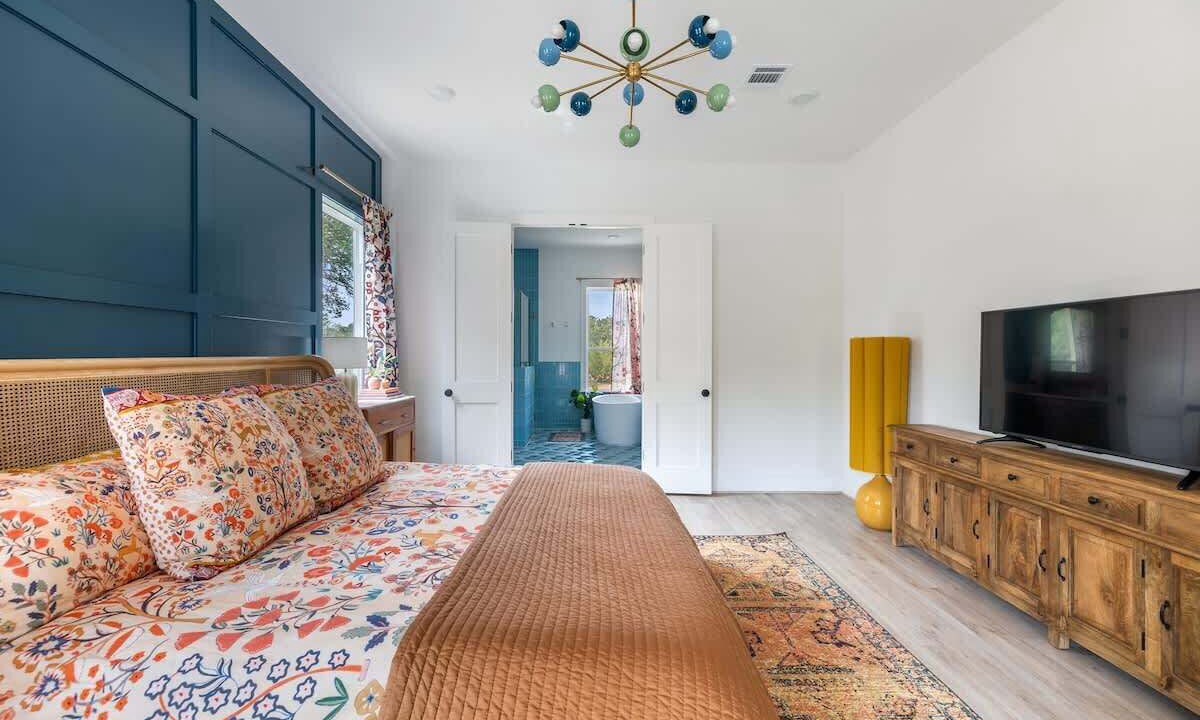 Photo of Bedroom in Round Top