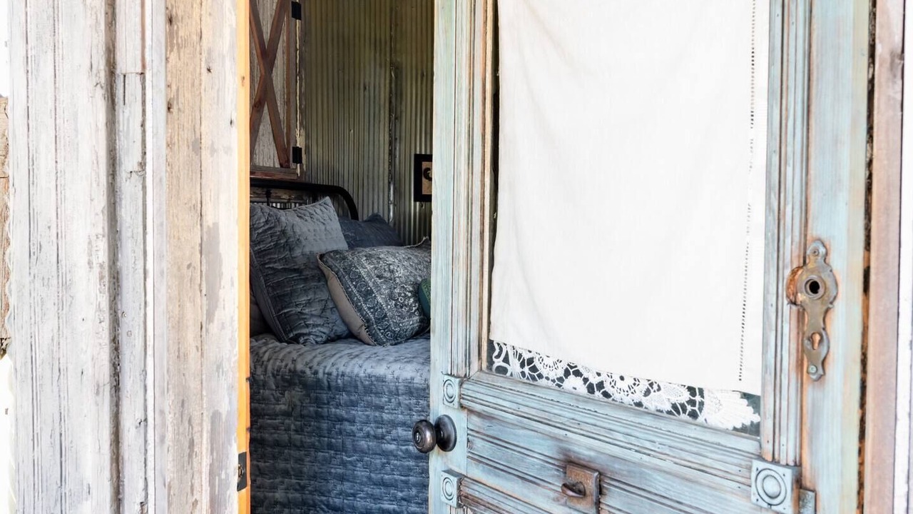 Photo of Bedroom in La Grange