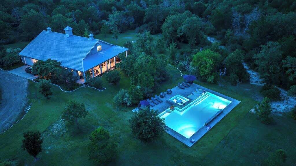 Photo of Outdoor in Round Top