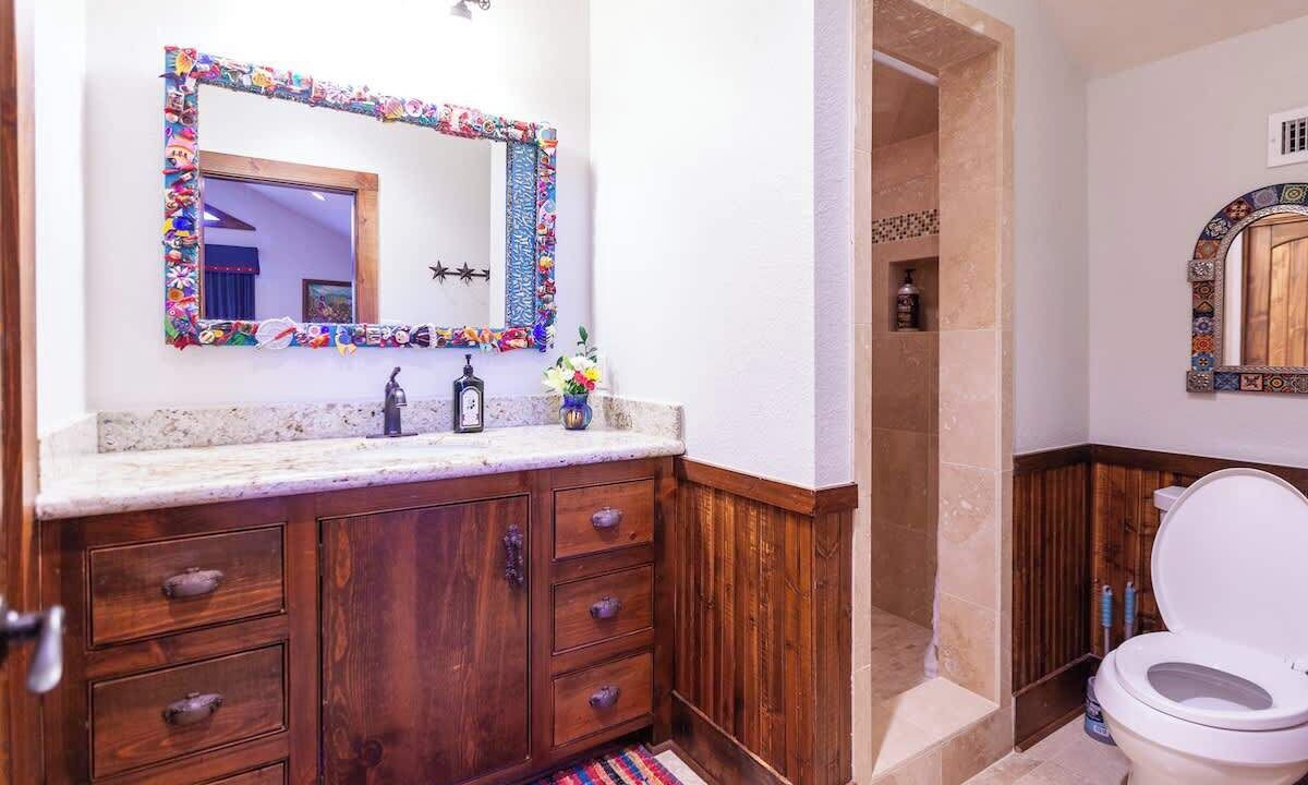 Photo of Bathroom in Round Top