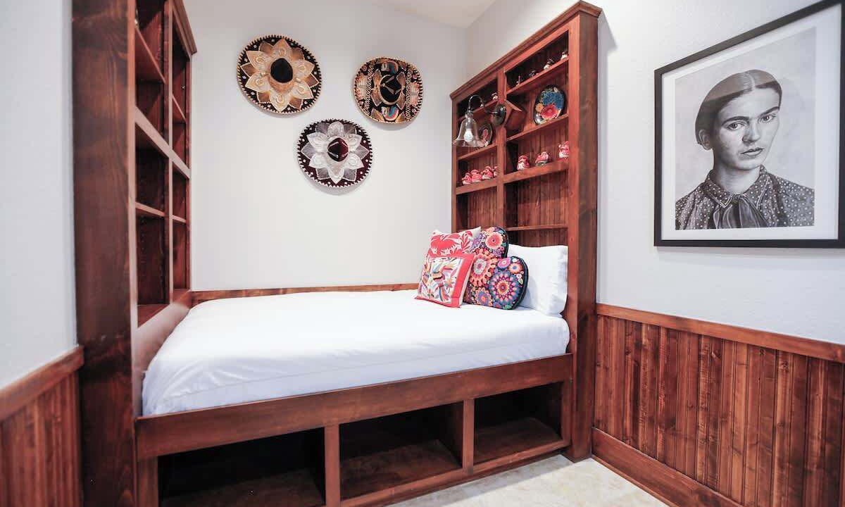Photo of Bedroom in Round Top