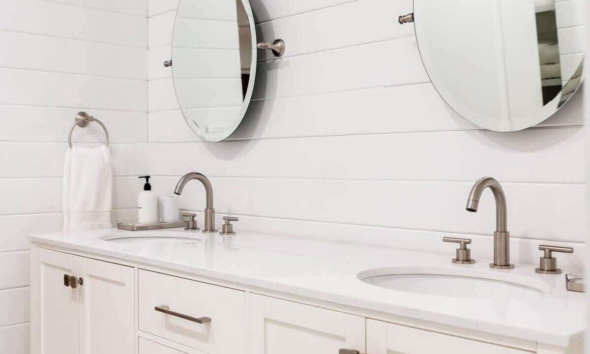 Photo of Bathroom in Round Top