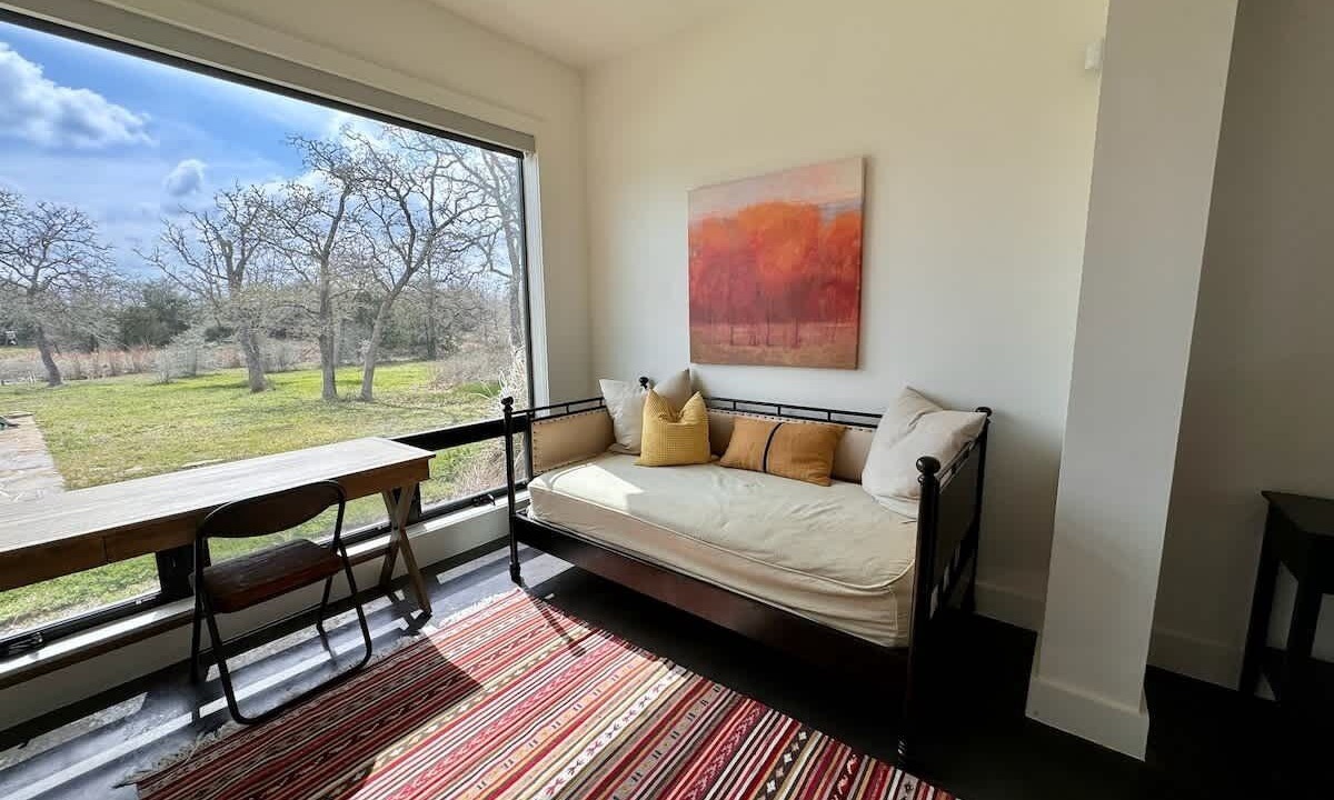 Photo of Livingroom in Carmine