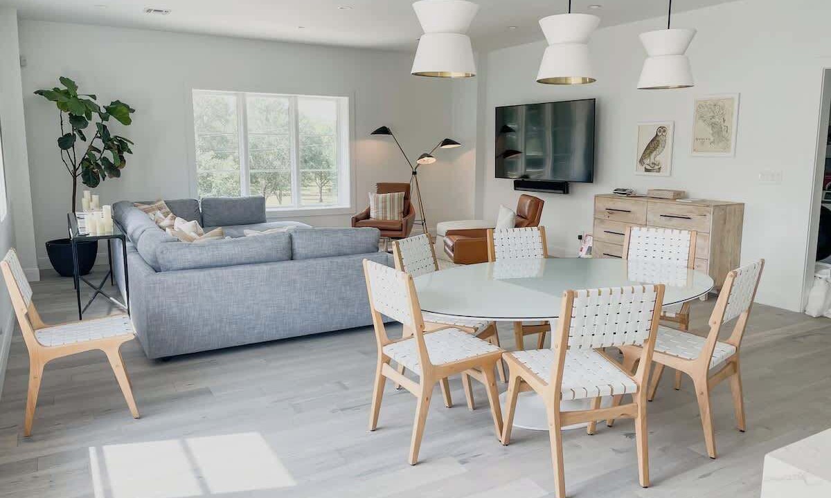 Photo of Livingroom in Fayetteville
