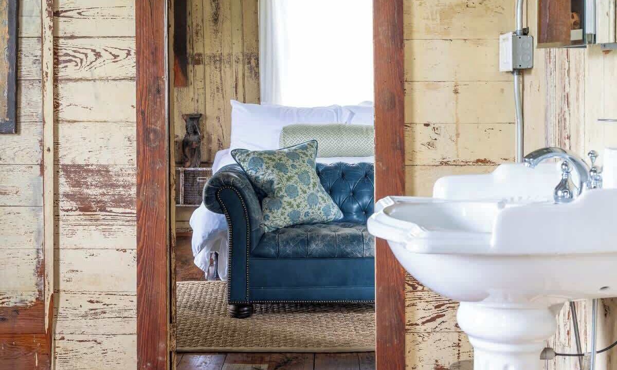 Photo of Bathroom in Round Top