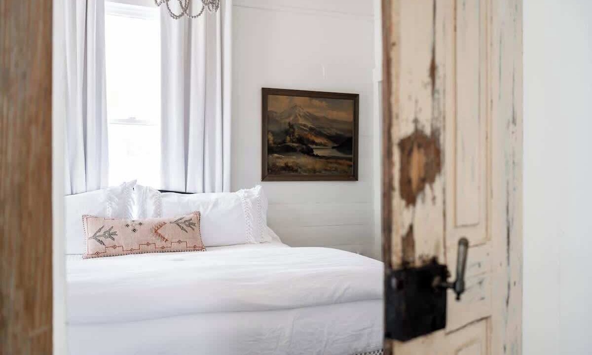 Photo of Bedroom in Fayetteville