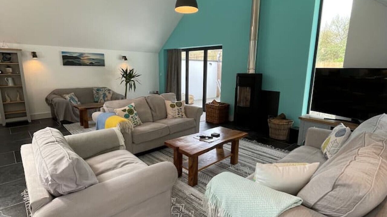 Photo of Livingroom in Trewarmett