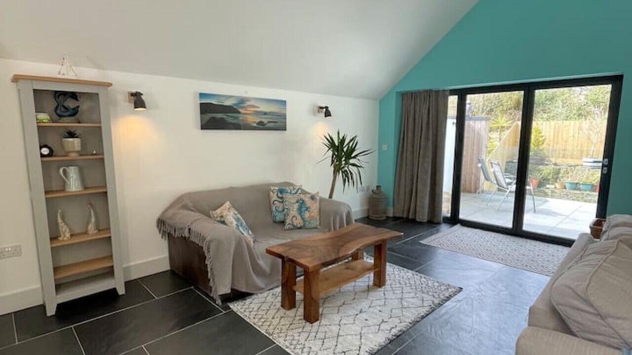 Photo of Livingroom in Trewarmett