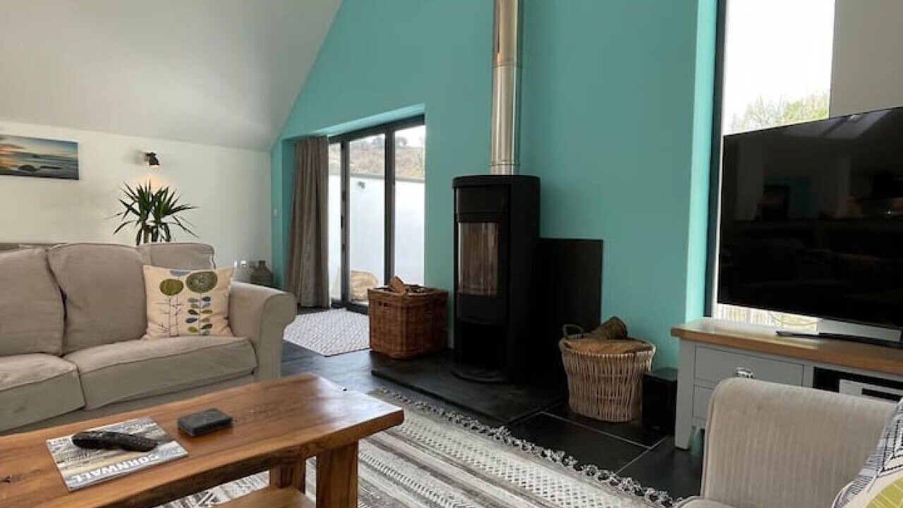 Photo of Livingroom in Trewarmett