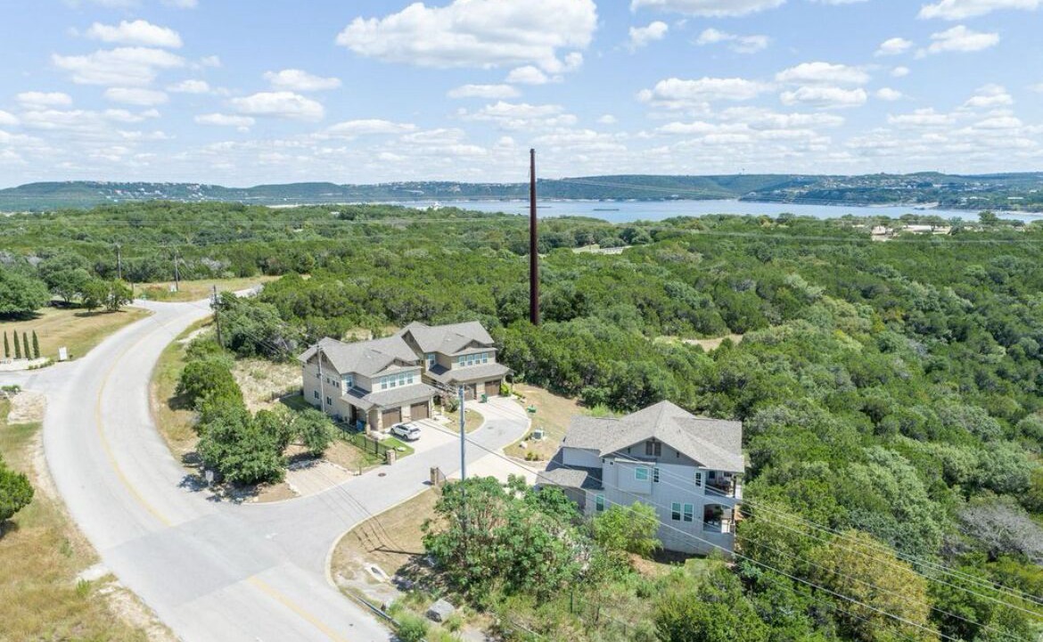 Photo of Outdoor in Hudson Bend