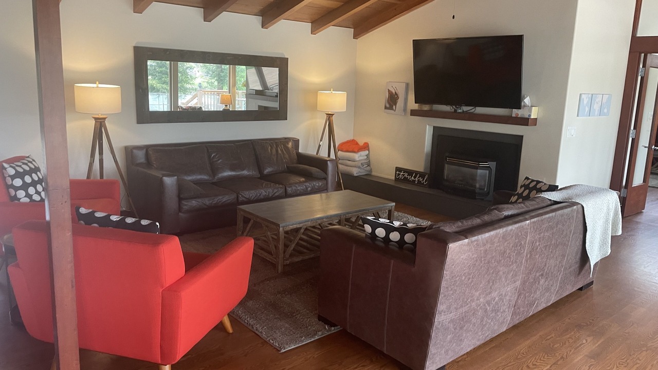 Photo of Livingroom in Cascade