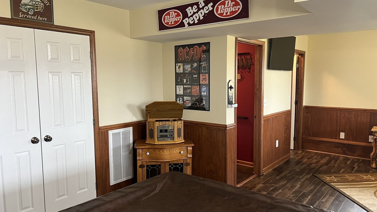 Photo of Bedroom in Ashe County