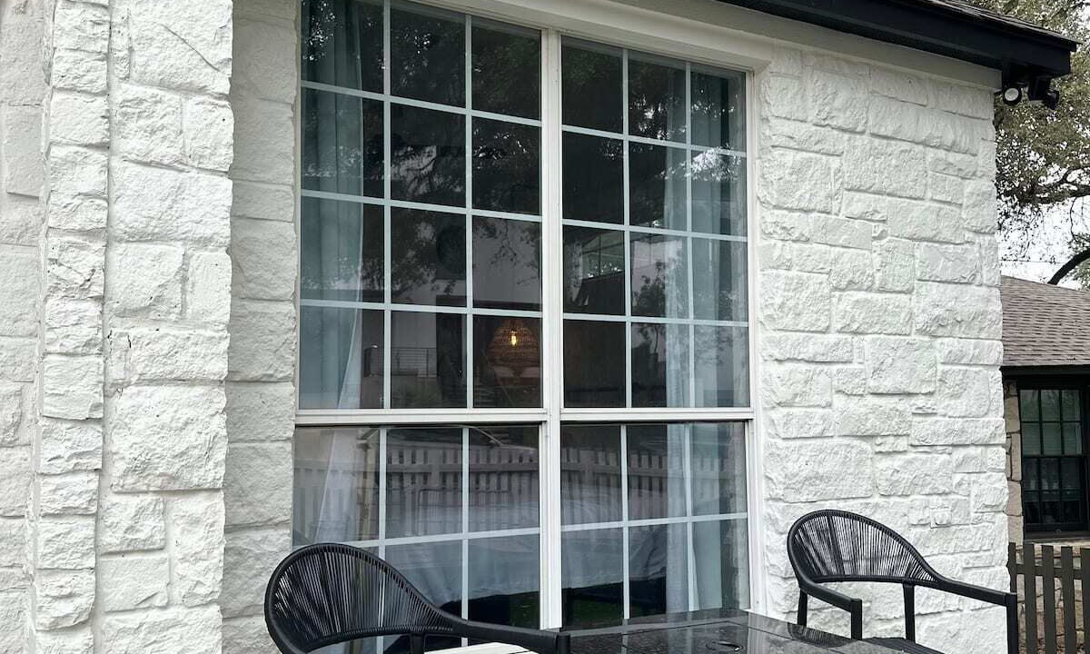 Photo of Patio Balcony in South River City