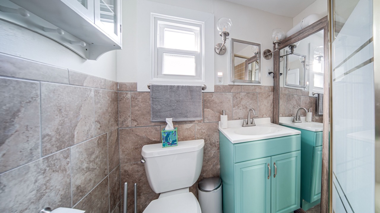 Photo of Bathroom in Jamestown West