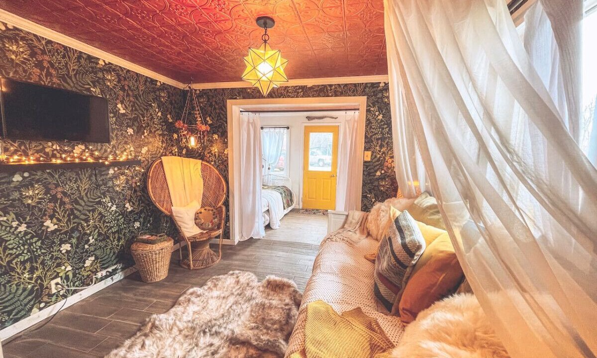 Photo of Bedroom in Paw Paw Lake