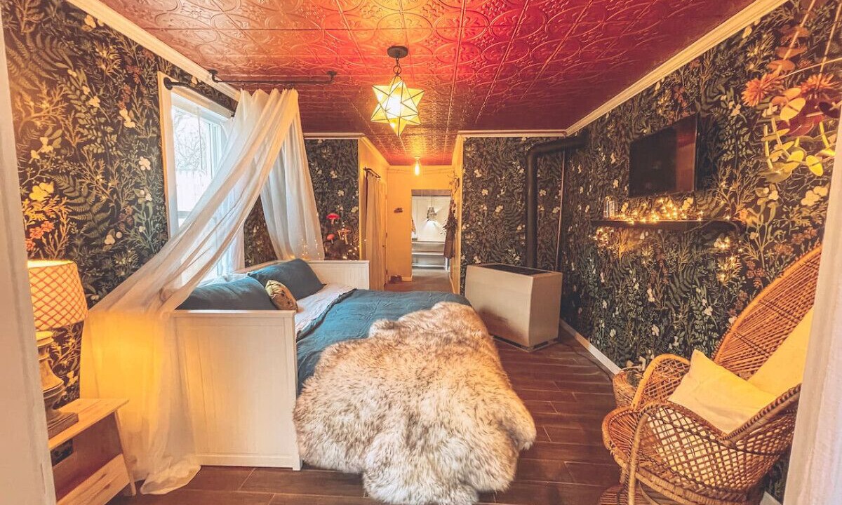 Photo of Bedroom in Paw Paw Lake