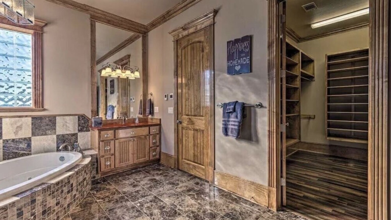 Photo of Bathroom in Drasco