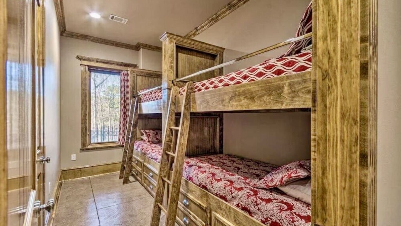 Photo of Bedroom in Drasco