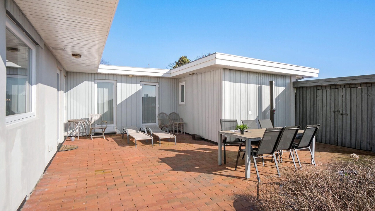 Photo of Others in Næs