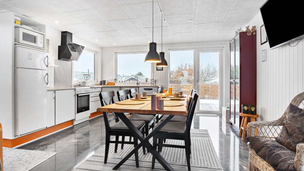 Photo of Others in Næs