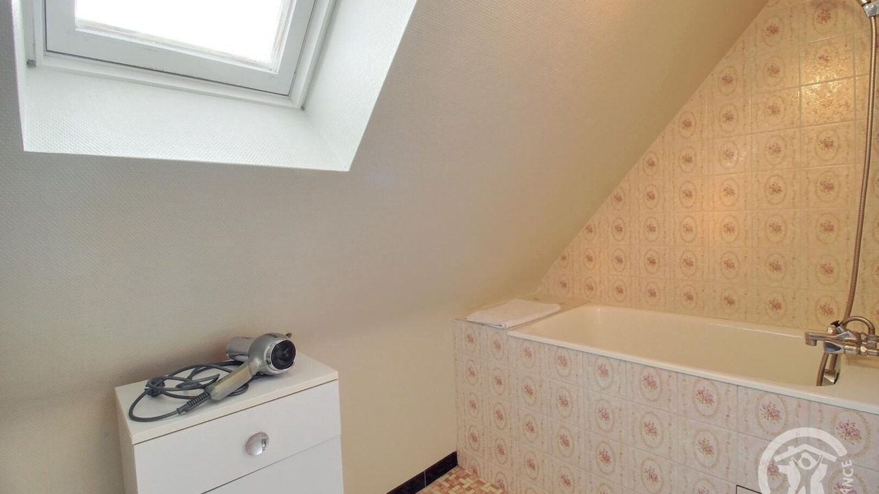 Photo of Bathroom in Lancieux