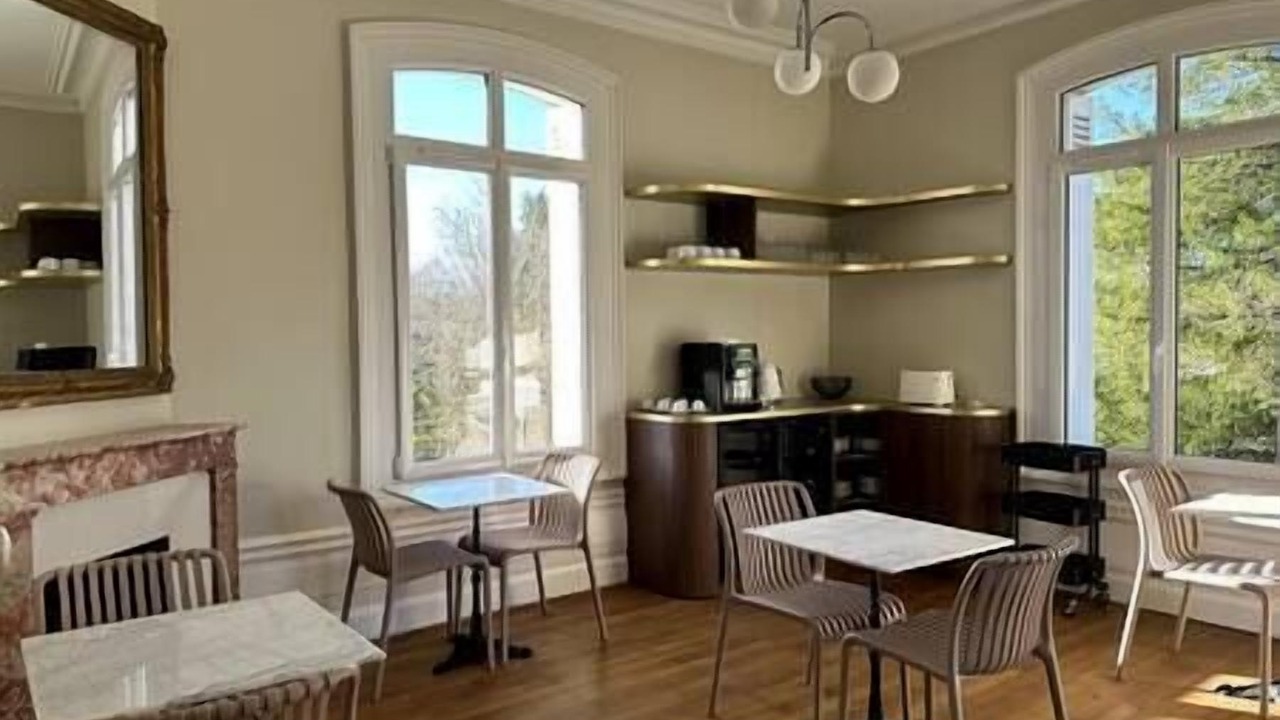 Photo of Others in Linars