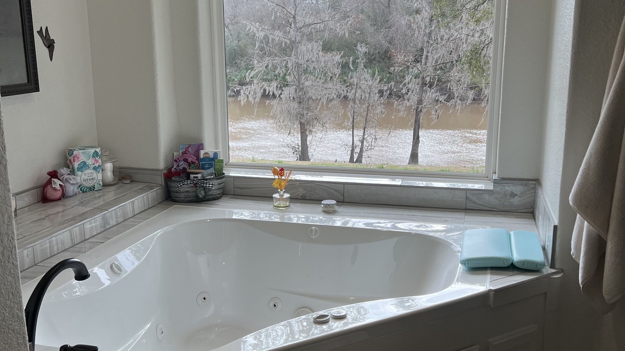 Photo of Bathroom in Sweeny